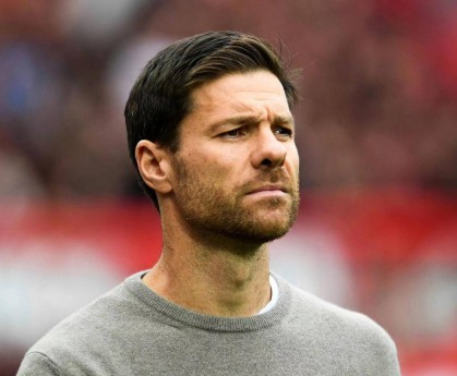 领跑德甲！勒沃库森这轮2比1战胜狼堡联赛至今不败！