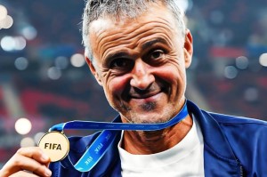 恩里克！巴黎队史第一人！3年10冠封神！