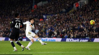 切尔西逆转战平纽卡斯尔，争议判罚成比赛焦点