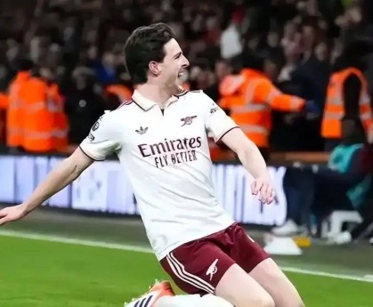 20完胜！巴萨巩固榜首，阿森纳开局佳，巴黎欧冠表现待察