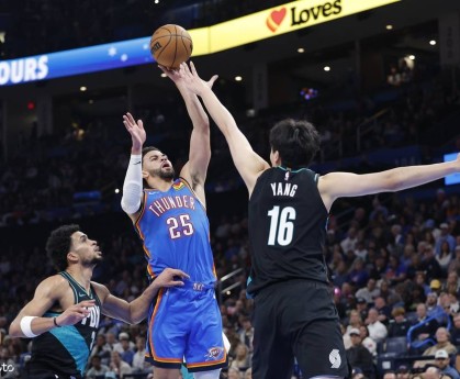 杨瀚森连续3场出战10分钟以上 比赛参与度仍有极大空间