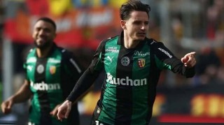 随着大黑马3-0大胜+大巴黎争冠悬了！法甲最新积分榜：3-7名差6分