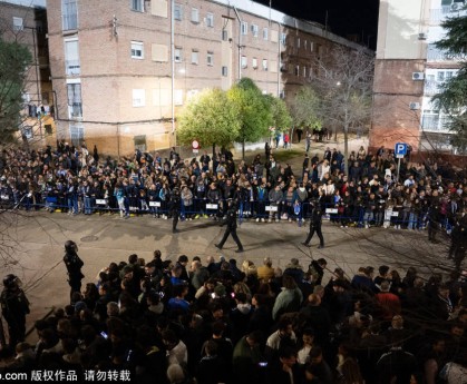 西甲三雄争霸再起！姆巴佩加盟皇马引爆联赛格局，巴萨马竞如何应对？