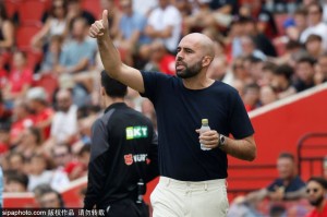 西甲裁判首次公开承认错误：VAR争议判罚引爆舆论