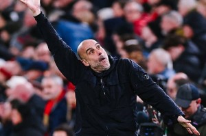 五大联赛争冠：拜仁提前结束，阿森纳巴黎难两冠，意甲西甲无悬念