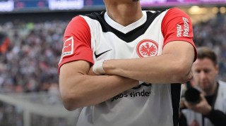 埃基蒂克有儿魔梦愿加盟，已成曼联新中锋首选！8500万标价阻碍转会