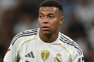 姆巴佩父亲质疑阿隆索战术要求：这种级别的前锋不需要参与防守