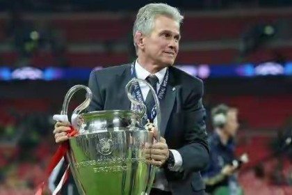 13溃败！穆帅帅位悬了？1200万解约金反转，曼联捡漏狂喜？