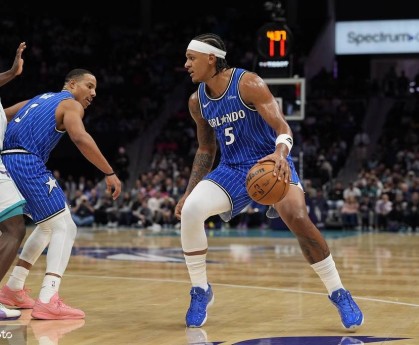 班凯罗20+9+9三球17分13助 魔术大战胜黄蜂