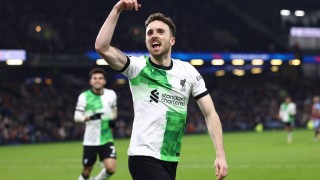 怀念！若塔遗孀将观战利物浦VS狼队 两个儿子随吉祥物入场